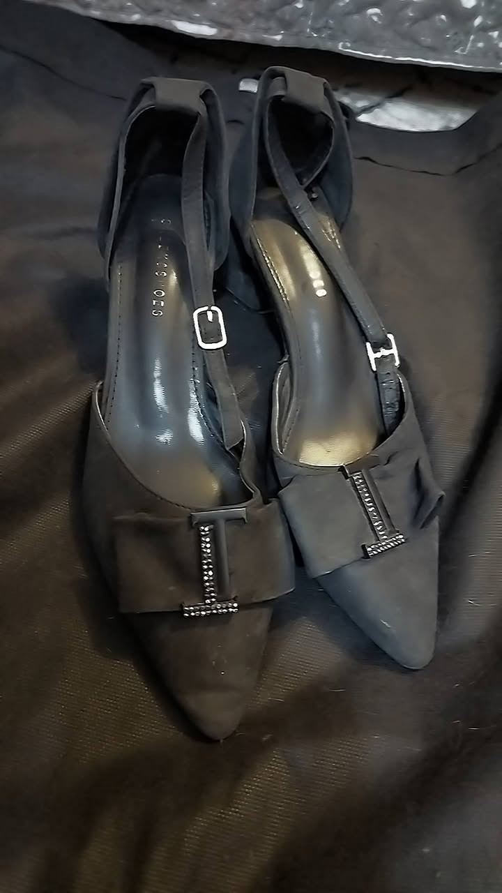 القطعه ب 5 غير مستعمل  مكاني الحريه شارع 15


**إذا كنت صاحب هذا الإعلان وتريد حذفه لأي سبب، رجاءا أرسل رسالة إلى الدعم الفني**