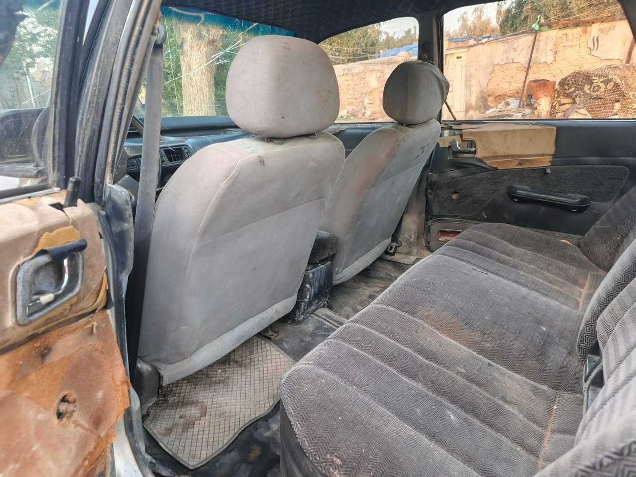 اول مسيا بوشي شرط جير ومحرك 12 ورقه وبيها مجال ***********
