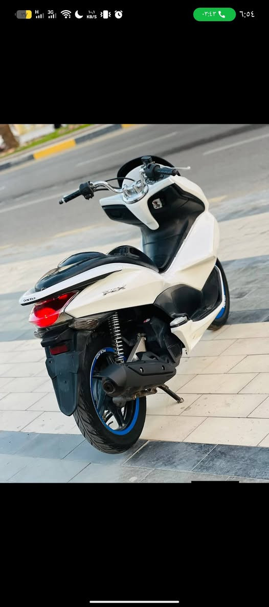 السلام عليكم للبيع دراجه pcxجيل الاول دراجة مال رمبه مديل18 ماخذها رمبه الدراجه على  ايدي حجم مكينه 150ياباني الاصلي دراجه جديده مال جناي  سويجين  بيه 
ياباني الاصلي دراجه كامله أستان كهربائي حساس ازدحام ٢حرف Aدراجه جديده الدراجه مكينه لوك شلعه معدل خير من اللّٰه دراجه تكول جديده بمعنئ الكلمه واحلا من الصور  دراجة مكينه مكفوله اي نقص مابيه
السعر900 و مجال قليل 
***********المكان  بغداد
