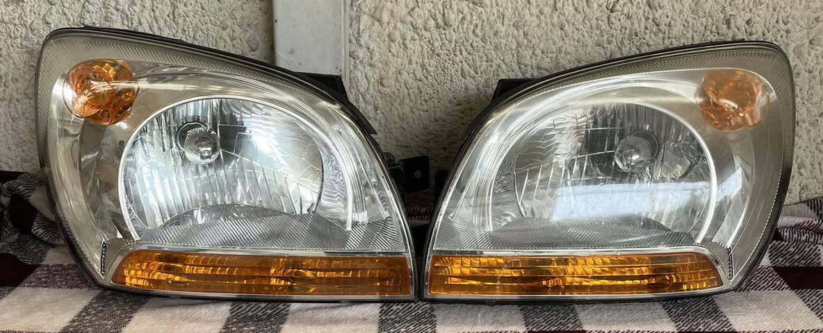 سلام عليكم اخوان … 
متوفر لايتات سپورتج من موديل ٢٠٠٥ الى موديل ٢٠٠٨ 
 السعر الزوج ٦٠ الف 
بغداد -المشتل 
للاتصال ***********
