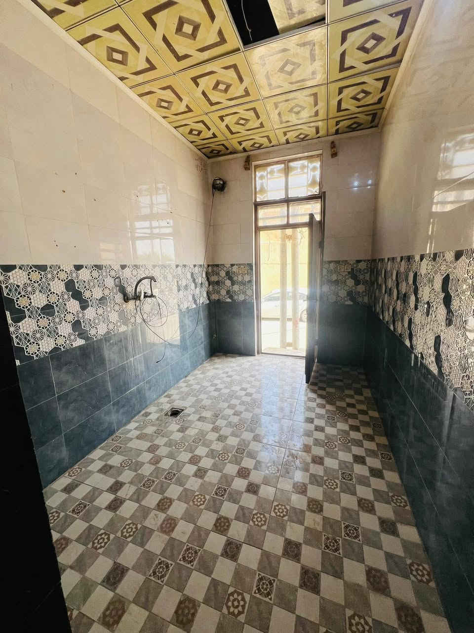 شقه ارضيه🏠 للايجار 100م
السعر 350

الموقع 📌 الجمعيه قرب الاطفائيه

 يحتوي  غرفتين ومطبخ وصاله واستقبال وصحيات  

@سيد مقتدى
#اشاره


**إذا كنت صاحب هذا الإعلان وتريد حذفه لأي سبب، رجاءا أرسل رسالة إلى الدعم الفني**