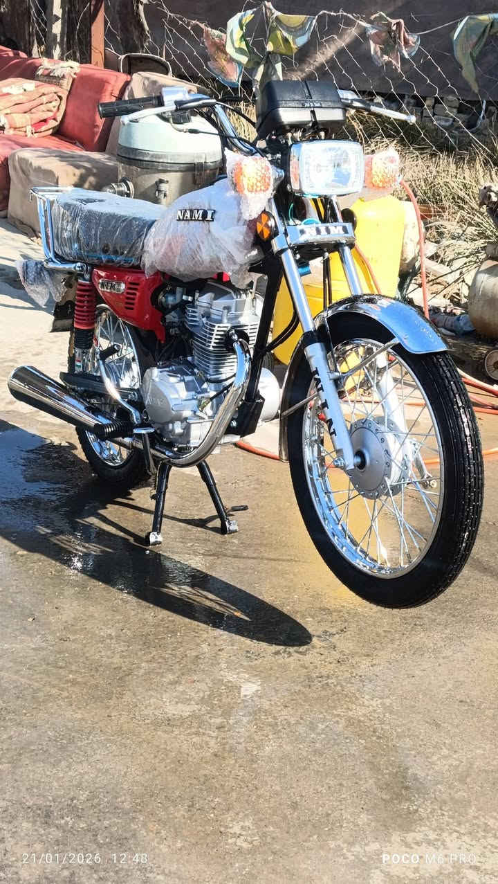 سلام عليكم . نامة متياز باب اول . اوراق اصولي مال وكيل. صارلها 4ايام مطلعها من الوكيل .  بعدها عل سحك . مكاني بابل شارع 80 . متواجد بس علا  هذا الرقم (***********) بيك خير وتدللون ❤️
