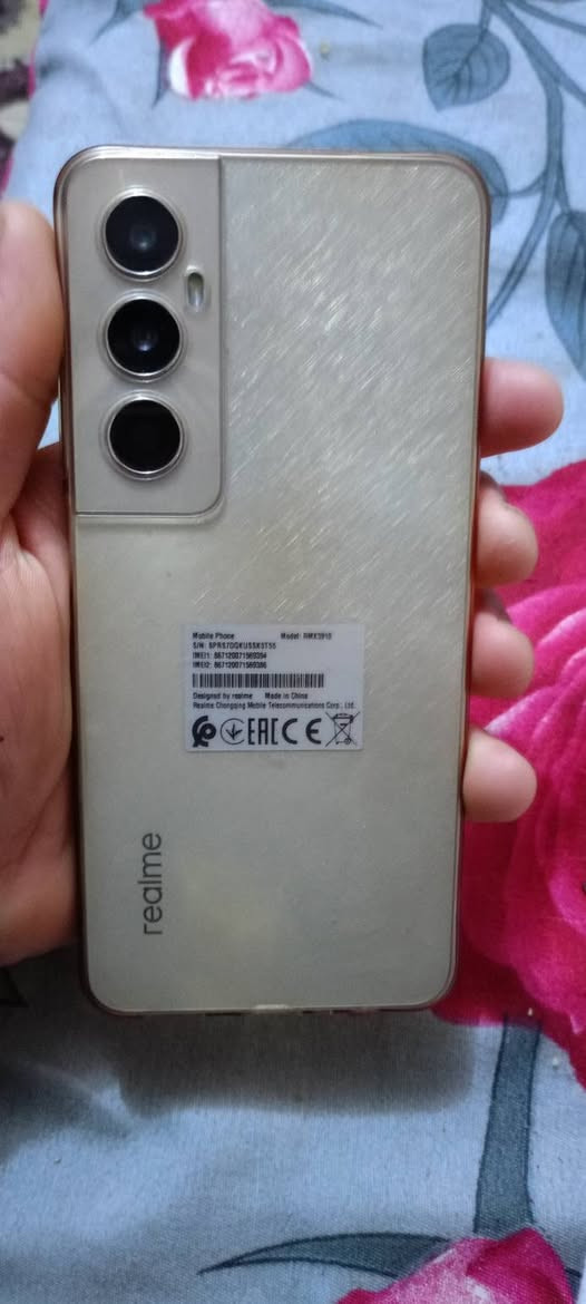 سلام عليكم
ريلمي C65. ذاكره 256 تلفون نضافه امانت الله فول ع فحص تلفون ستخدام شهر تلفون ب 230 بس الزكه مال شاشه مفطور شاشه مابيه شي امانت الله تفحصه وشوف


**إذا كنت صاحب هذا الإعلان وتريد حذفه لأي سبب، رجاءا أرسل رسالة إلى الدعم الفني**