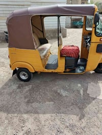 توك توك • للبيع