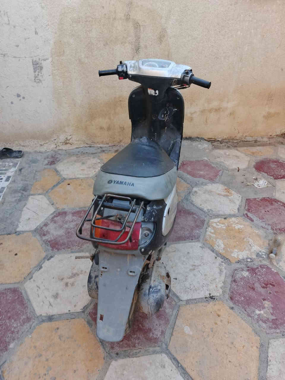 سلام عليكم دراجه للبيع عوزه بس كابريته دراجه كلشي مابيه بس كابريته عوزه مكاني ناصريه سديناويه  سعرا 150 ***********
