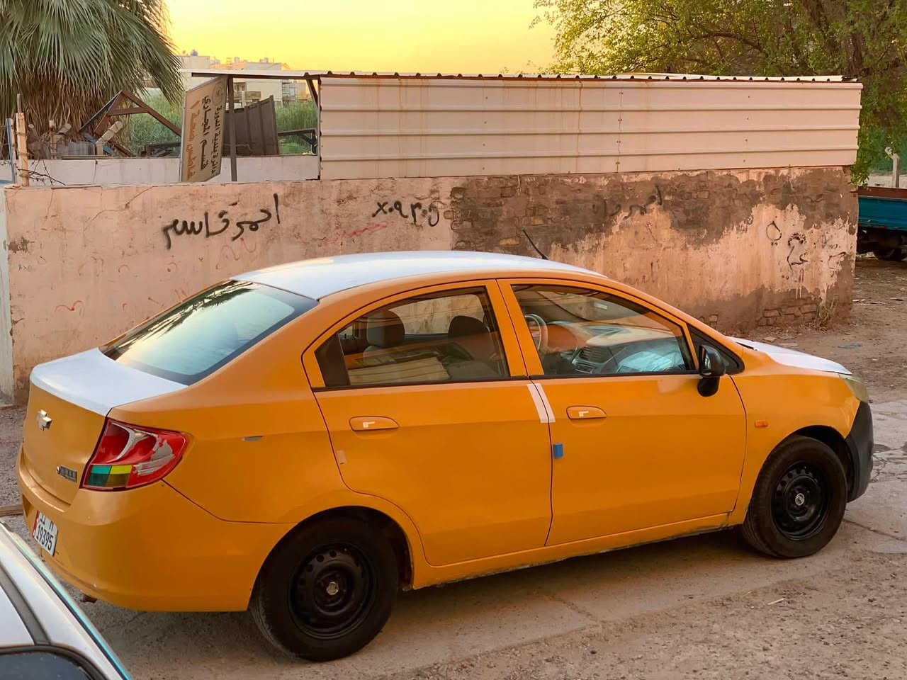 ‎شوفرليت سايل موديل ٢٠١٢ كوري 

‎محرك ١٦٠٠ زنجيل كلش قوي و اقتصادي 
‎كيييييييييير (عادي )
‎رقم بغداد بسمي سنوية لل٣٠ وهزة ولوحات جدد انكليزي 

‎السيارة حادث جاملغ خلفي بدون دواخل 
‎وجاملغ امامي بي طخة ومصلح 
‎السيارة صبغ عام لان تجي اصل ابيض 
‎صدرهة ٧٥٪؜
‎كهربائيات شغالة 
‎جام كهرباء ٤ 
‎سيارة حلوة وترايهة ناعم 
‎التبريد كفالة فقط غاز لان بدلت مكينة وطار الغاز 

‎السعر ٣٧وبي مجال 
‎مكاني بغداد الدورة الصحة 

***********
