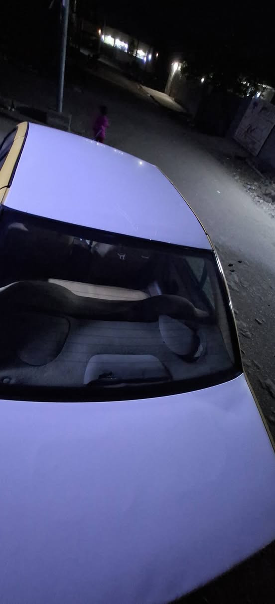 سمند ١٢ للبيع جاهزه من كلشي تخم تاير مكينه حداديه دوشمه مثل ما موضح بالصوره واحلى من صوره نقصها فقط كمبريسر تبريد رقم انكليزي بغداد مامطلوبه تحويل مباشر ٤٢ وبيها مجال 

***********
