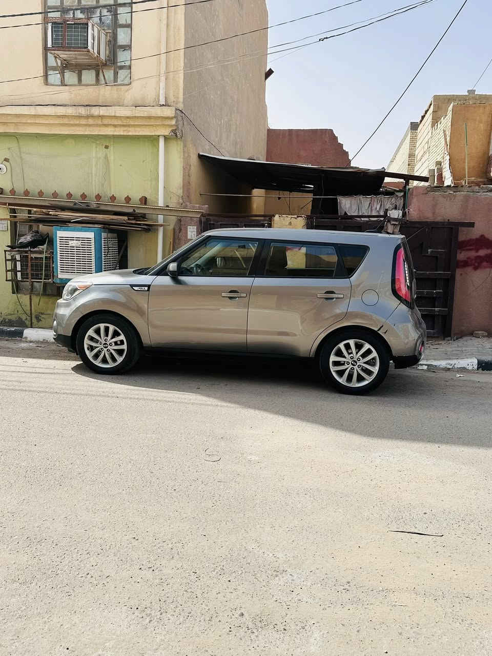 الهم صلي على محمد وآل محمد 🧿
سياره نوع كيه صول موديل 2018 
مكينه 2000 مكفوله كفاله كير مكينه حداديه تخم تاير. تدفاء تبريد ثلج باتري جديد كله بلادي فول مواصفات شاشه كبيره بلاديه كامره دواره حساسات لدا انظمه قياده مانع نزلاق ايكو جاهزه ربع مذب عليه سونار أمامك ب المنشور بتاريخ اليوم بيه فقط جاملغ مبدل الباقي. مكفوله من الظربه  السعر 115 رقمه كربلاء إنكليزي بسمي تحويل مباشر مكانه كربلاء المقدسه استفسار 
الاتصال ‭٠٧٨٧ ٧٧٥ ٣٣٠٧‬ سونار ب المنشور يمك وب العافيه ع اليخذه اسف الاطاله
