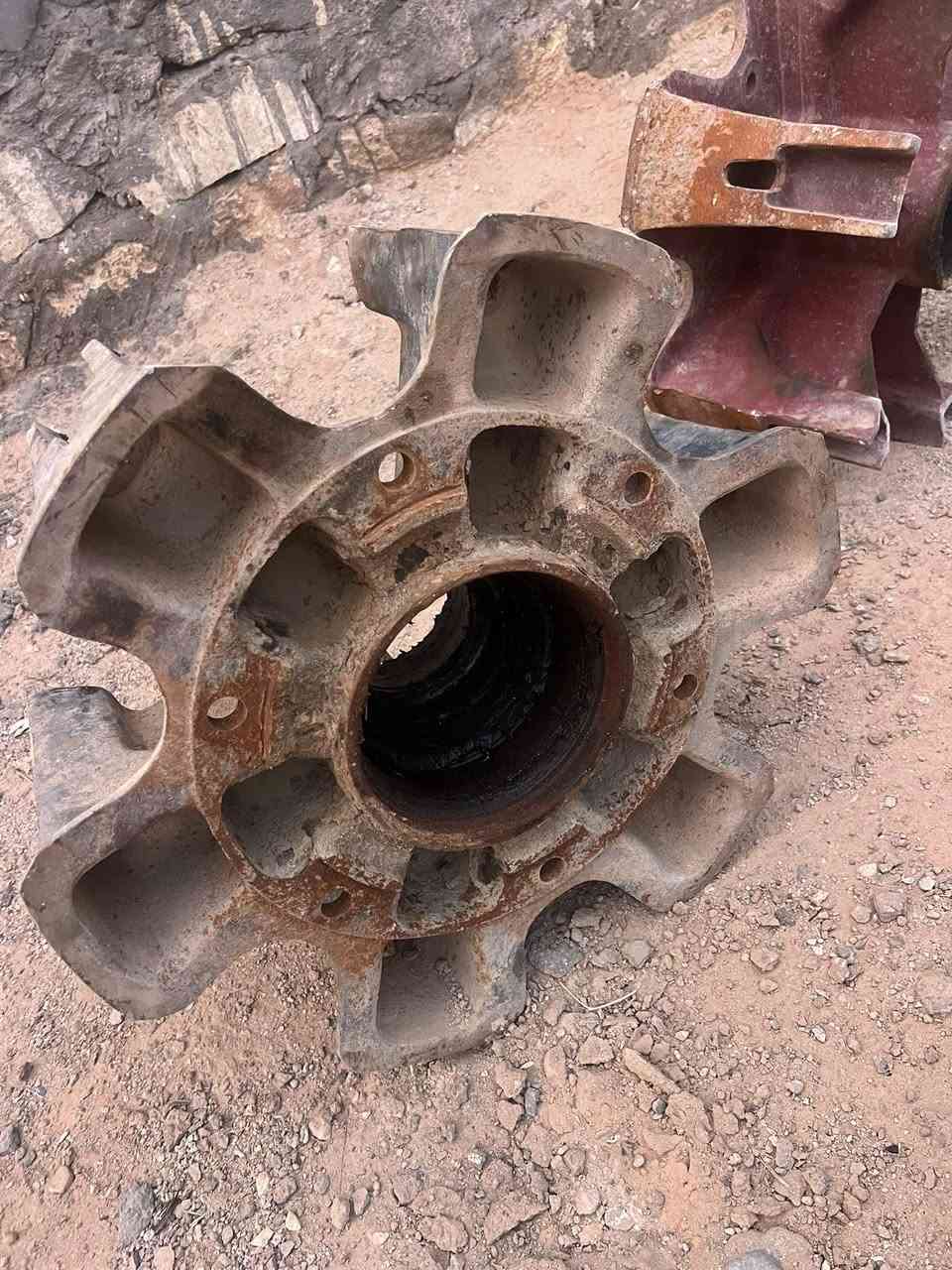 براميغ  24للبيع عنوان رمادي 14مربع
.***********
