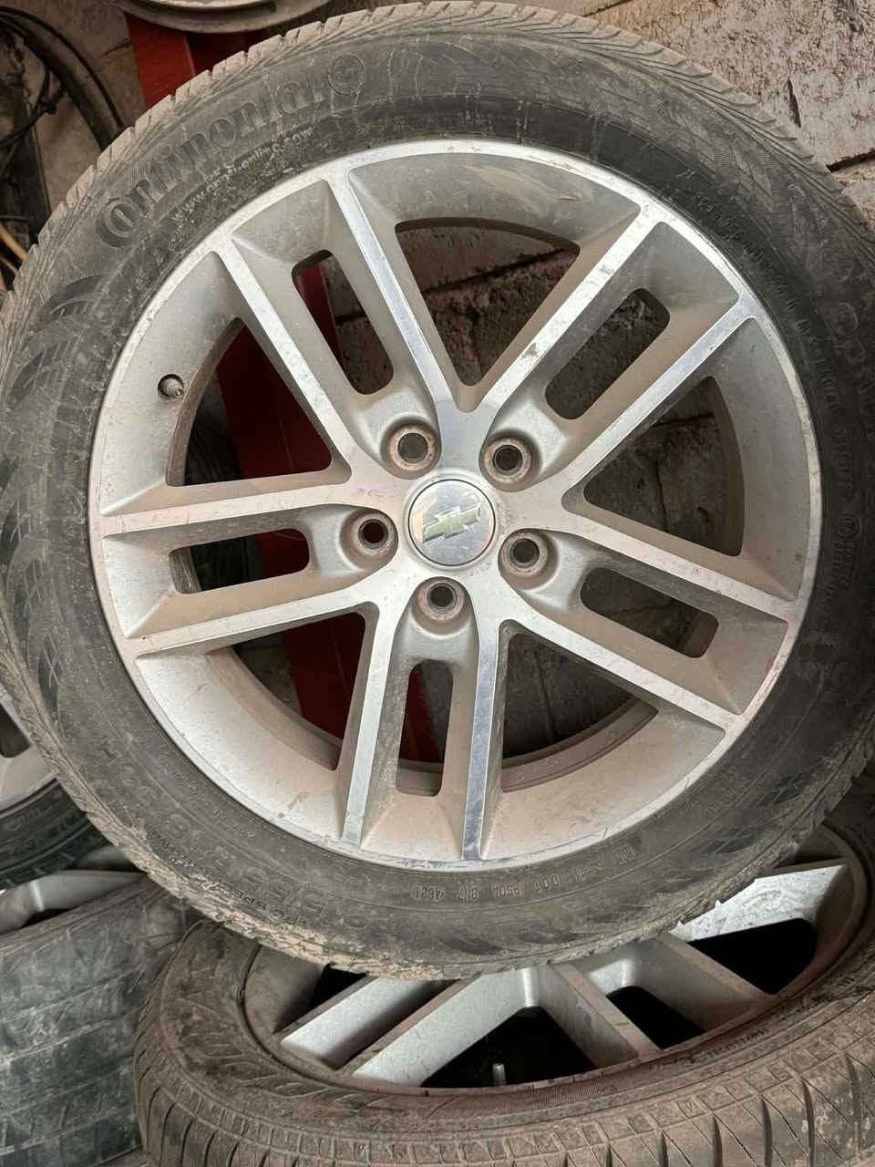 السلام عليكم 
ادوات امبالا شكل قديم 
العنوان الديوانية حي الصناعي مجاور سيد عقيل الكهربائي 
*********** احمد جارالله 
توصيل موجود لجميع المحافظات
