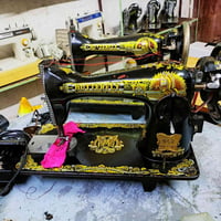 مكينة خياط للبيع النوع فراشه مستخدمه قليل كلش‏‪07863011590‬‏