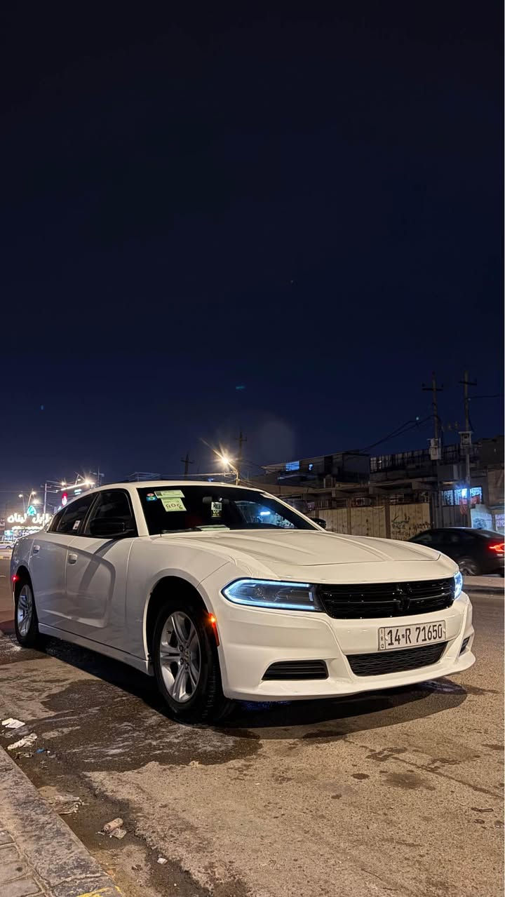 سلام عليكم جارجر 2023 وراد امريكي رقم بصره السياره بيه بنيد مبدل اصلي وجاملغ ربع منه صبغ 
السياره جديده وجاهزه ماناقصهه برغي
الداخل احمر بعدهه بريحه الشركه
العنوان بصره قبله السعر 245 وبيه مجال 
*********** البصرة, العراق
