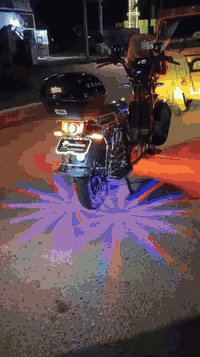 سلام عليكم اخوان مو طور شحن هيوشه للبيع موديل 2025 نضيف ما صارله 4 اشهر من ماخذه باتريات 6باتري  يقرن 12 سعر 800 وبيه مجال يلي يحب يتصل عله رقم ‏‪***********‬‏
