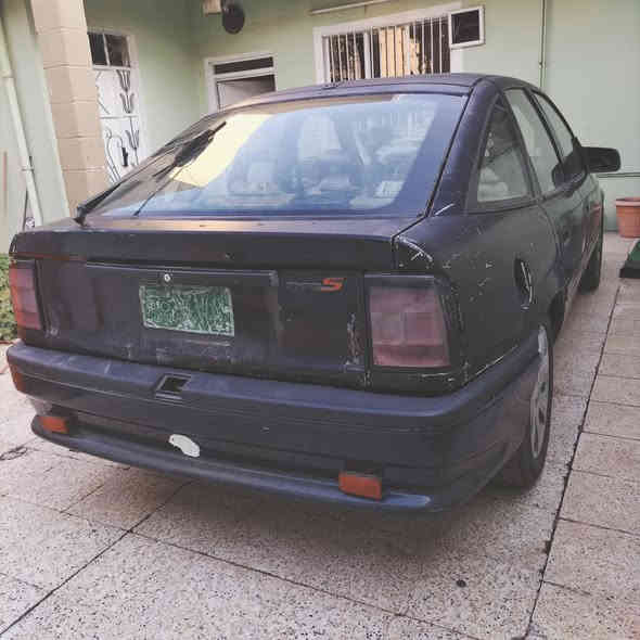 السلام عليكم فكترا حجم 20 محرك بداية نفخ والكير شرط بيها طخة ماطور من جهة الايت اليسار سعر 15 وبيها مجال قليل تحويل من الشرعي ***********
