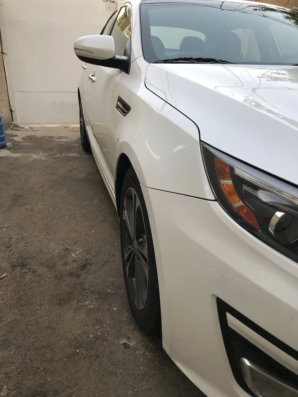 سلام عليكم اوبتيما البيع مودل 15 سياره على ايدي ستخدام شخصي رقم بغداد كير مكينة 2400GDi على وضع ￼ شركة ماشيه 90 ￼صدر امامي خلفي مسوي ￼  صار له أسبوع تخم تاير جاع أمامية سياره مابيها اي نقص من كلشي حادثها ￼ بيبان فقط سعر 132 بيها مجال خادم الطيبين ***********
