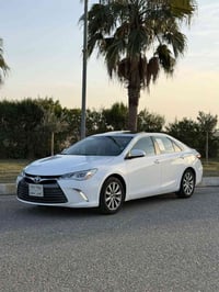 كامري V6 • ٢٠١٧ • XLE