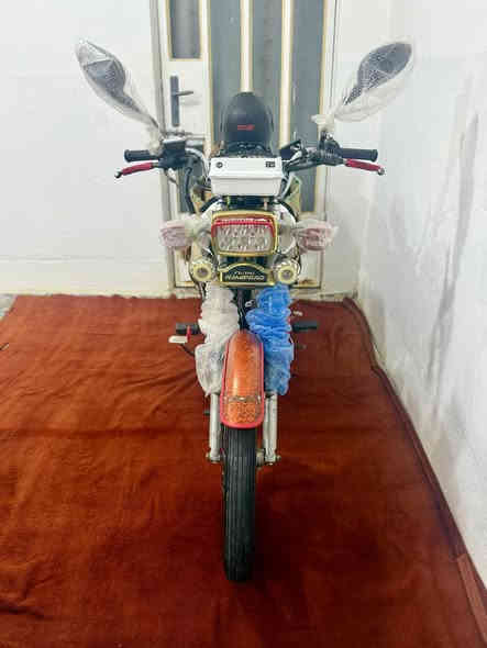 للبيع دراجه نامي برو موديل 2020اوراق كامل كهربائيات كله شغال ئيه عيب مابيه كماليات كله كامل سعر خاص او هذ رقمي ***********🖤
