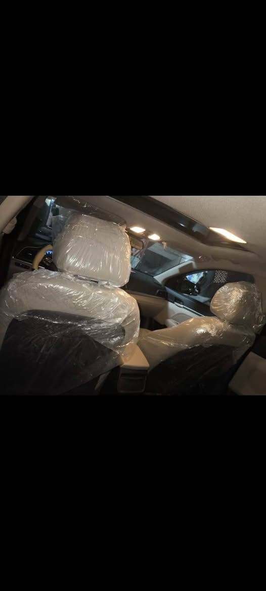 السلام عليكم النترا 2019 وارد كندي فول مواصفات 
بصمه 
بصمه ابواب 
كشنات هيتر 
تبريد بيانو 
فتحه سقف
نقطه عمياء 
مانع انزلاق 
مثبت سرعه 
رادار 
وباقي مواصفات معروفه بدون ضرر بيها تبديل بوند فقط 
مابيها صبغ 
كير at شرط
محرك 20دوش  شرط
رقم اربيل هزه جديده  سنويه صار شهر ساقطه 
صاحبها موجود بل موصل وعندي وكاله بيها اني احولك تريد شرعي بكيفك 
رقم صاحب السياره ***********
سعرها 140 وبيها مجال
