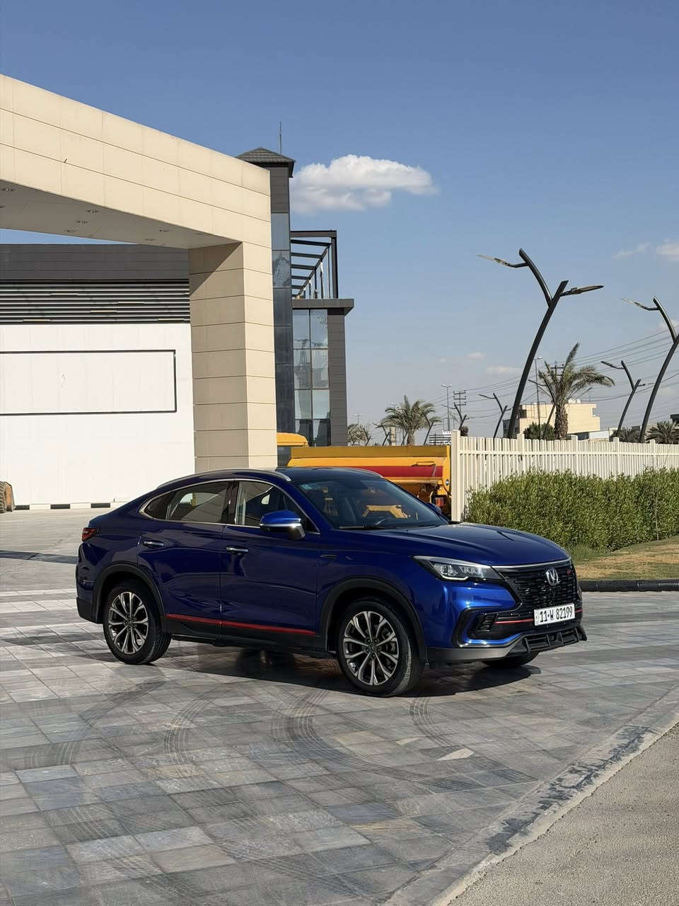 سلام عليكم شانجان cs85للبيع مديل 2022
سيارةماشية 40الف
بحالة الوكالة جديدة 
مواصفات تشغيل عن بعد 
كشنات تبريد  كهرباء 
تحكم مقود منع الخروج عن المسار 
منع الاصطدام 
تشغيل عن بعد وتتحرك عن بعد بل بصمة وقوف تلقائي
كير طيارة محرك 2000تيربو 🚀🚀🚀
8وسائد هوائية 
فتحة بانوراما
سايد بريك بصمة 
4وضعيات قيادة 
ايكو نورمال سبورت ❄️ ثلجي
كامرة 360رادرات بيها رصعة بل جاملغ الايمن ومصلحة بارد وعليها اضافة دواسات كهرباء بلادية من الشركة بالف دولار 
سيارة جديدة وكل شهر اسويلها صيانة دورية مداريها كلش وبانزين كلة محسن عنواني بغداد تقاطع درويش للاستفسار ***********السعر 177 وبيها مجال انشالله
