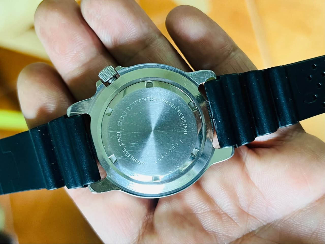 Divex Professional 200m

ساعة غوص شبه جديدة مع حزام كواتشو طويل  أصلي
43mm 
طنجة 
الشحن متوفر بعد الأداء طنجة, طنجة أصيلة


**إذا كنت صاحب هذا الإعلان وتريد حذفه لأي سبب، رجاءا أرسل رسالة إلى الدعم الفني**