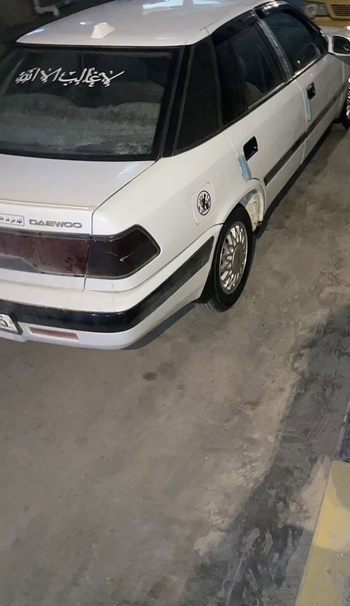 السلام عليكم سياره دايو اسبرو للبيع سياره حلوه تبريد بلاد + تخم داير باسمي رقم اجنبي دولي السعر 35 الرقم ***********
