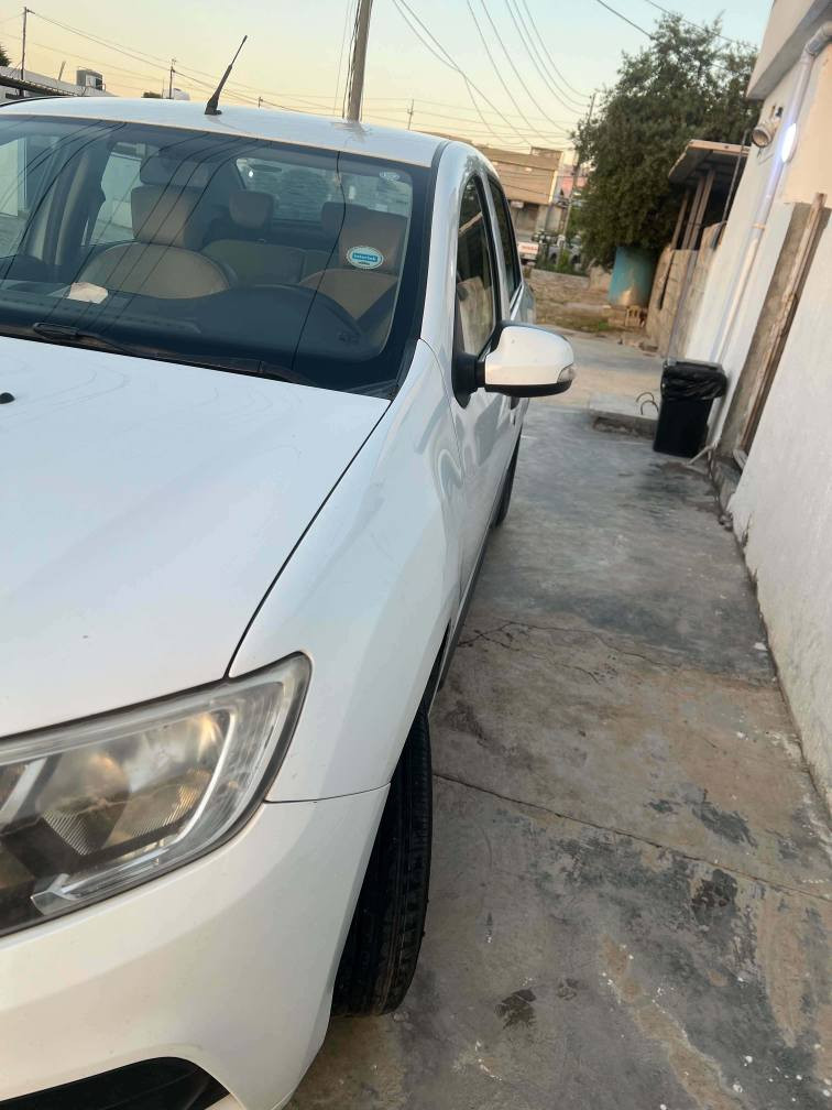 ڕینۆ سیمبول 2019
مەکینە گەورە
تاییەی وپاتری تازە گۆڕاوە
بێ کێشە وبێ تەقەو ڕەقە
سەنەوی بەسەرچووە
سۆنەرەکەیم داناوە
ماڵی دۆستە 
نرخی 82 مەعامەلە  
...0772 705 1291... دار بنديهكان, السليمانية

