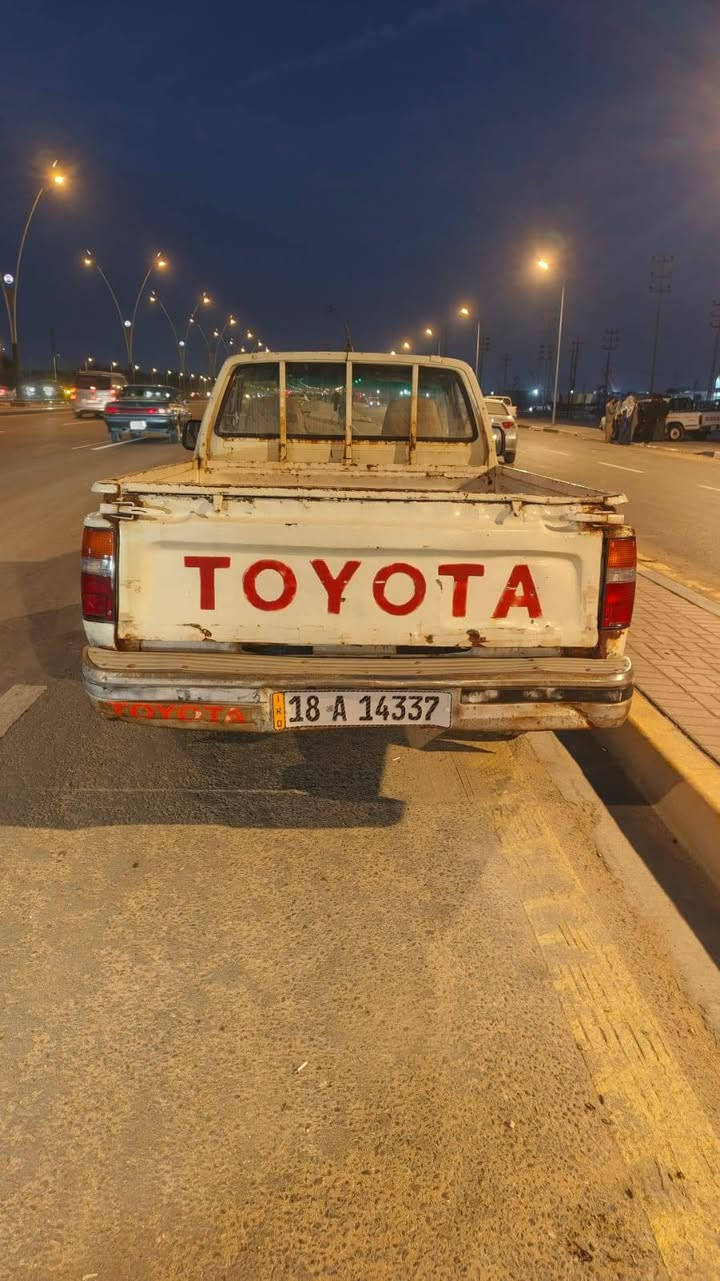 السلام عليكم تيوتا موديل 89
البدي نضيف مابيهه ضربه بيهه مكانات صبغ سنويه مجدده ورقم جديد السعر 40 وبيهه مجال  راعيهه بلسماوه مكان السياره بلبصره ابي الخصيب للاستفسار الاتصال على *********** حسين ألبصراوي
