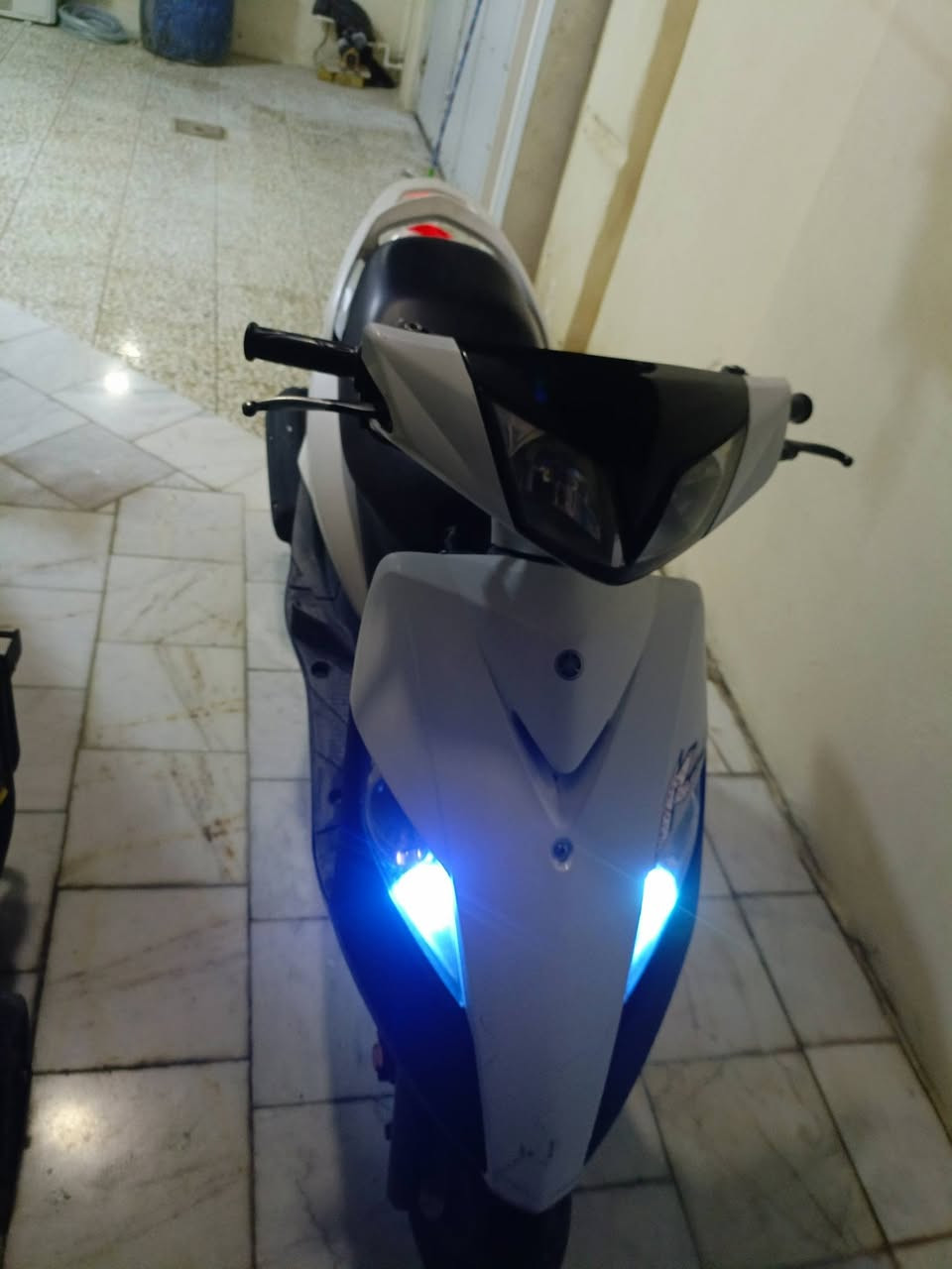 سلام عليكم ماكس ثعلب تي فور صارله خمس اشهر من جبته من الرمبه افتريت بيه شهر او ما طلعت بيه بعد   الدراجه جديده جدن  المحرك علا وضع الشركه السعر 700/ هاتف ***********
