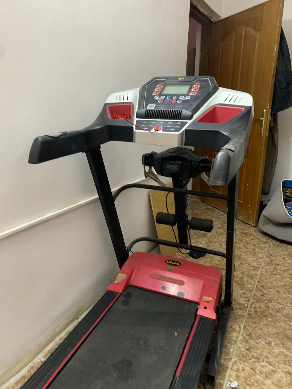 للبيع غراض داخل بغداد البياع
مكينه خياطه  ٢٢٥
الجهاز الجري ٢٠٠
الميز ٢٢٥  
***********
