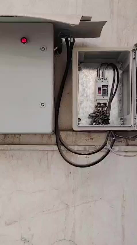 بيت للبيع أو للايجار بالبو جاسم مقابل مجمع الغدير السكني مساحته 160م بيه رقم من البلدية قابل التطويب سند 25 البيت قريب عالتبليط قريب على مجمع الغدير السكني العنوان حي العسكري الثاني نهاية شارع الوصفة تعبر سيطرة البو جاسم وتعبر كبل على جامع الدنك مقابيل أسواق كرزه البيت حاليا مؤجر نهايه الشهر يطلع المستاجر بداية الشهر الرابع يوم1/4 باقي التفاصيل على الخاص او الاتصال واتس اب ***********
