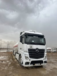 ليل بيع مارسيدس اكتروس مودل 2015 كةور عالي حجم 1845 موصفات بدون ريتايد...