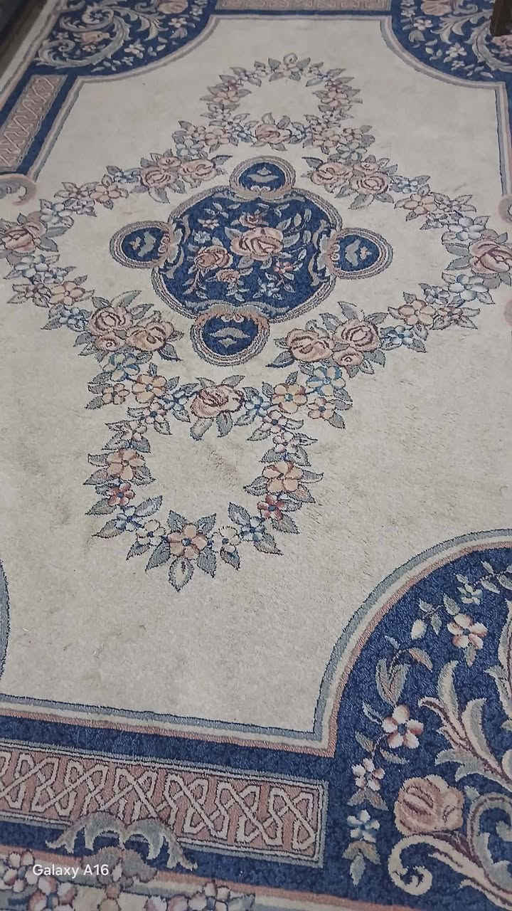 شيزلونه وقلطقين 
السجاده القياس تسعاويه 
الطاوله 
طقم ثلاثيه وست قلاطق


**إذا كنت صاحب هذا الإعلان وتريد حذفه لأي سبب، رجاءا أرسل رسالة إلى الدعم الفني**