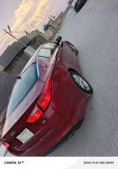 السلام عليكم
كيا أوبتما أمريكي تبديل چاملغ فقط بدون دواخل موديل2015 بسمنه سنويه لل 28 
جاهزه مكينه وگير 2400 حداديه تخم تاير تبريد كهربائيات كلها شغاله
السعر 105 
رقمي ***********
