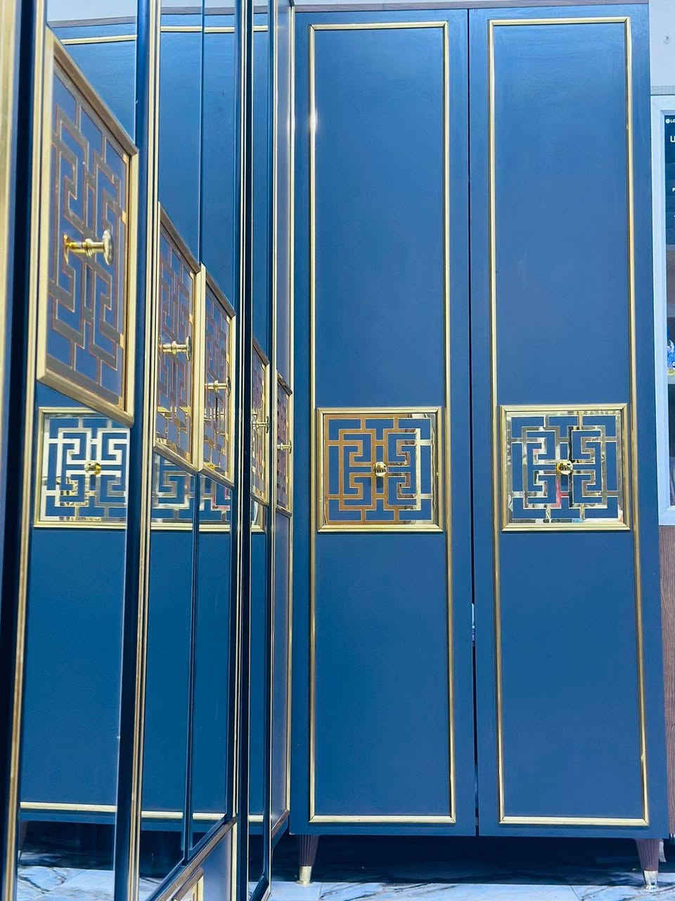 سلام عليكم غرفه تركيه للبيع بعدهي نظيفه مكاني البصره حي الاساتذه السعر مليون و750ألف وبيه مجال الرقم *********** متواجد واتساب 🖤
