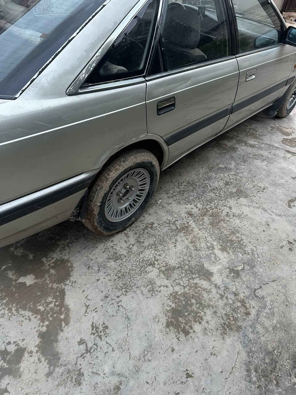 مازدة12 بخ موديل91 جامات  كهربائي كوبون بانزين سيارة لادعم ولا صبغ قفل مركزي السعر 40كلشي يشتغل بل سيارة بدون خياس رقم هاتف ***********
كركوك حي العروبة
