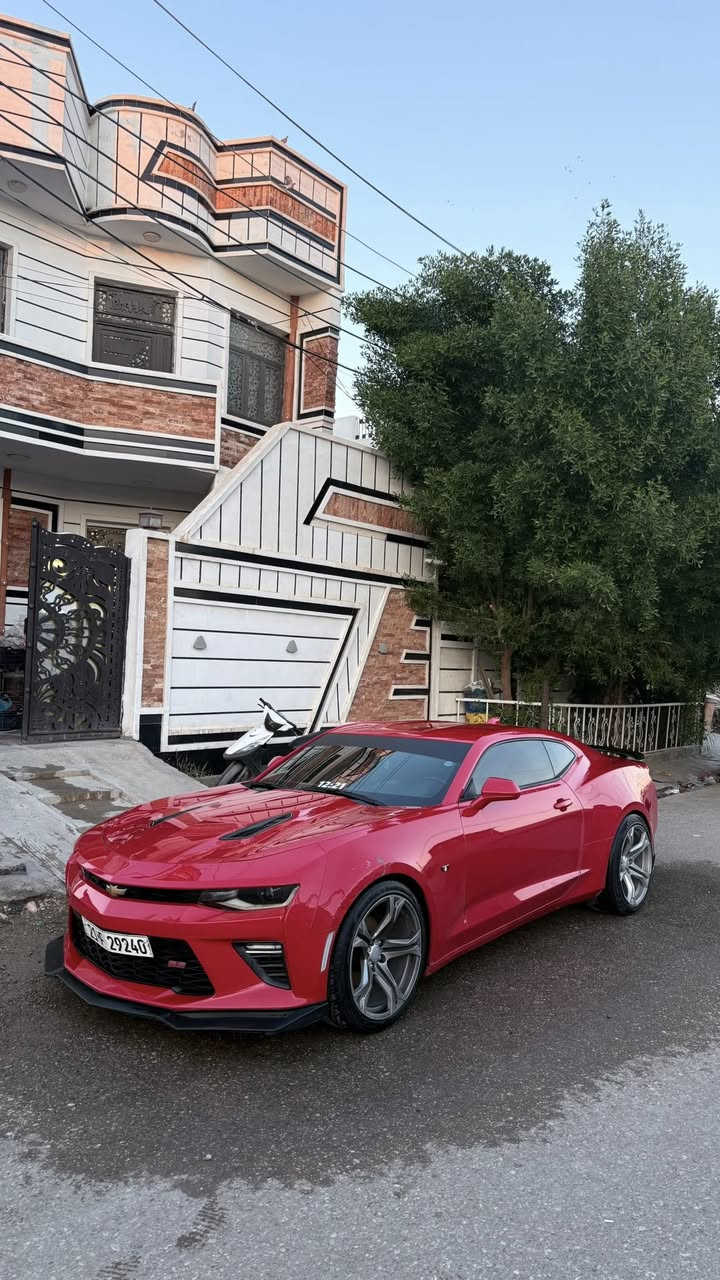 شراي اتصل عل رقم(***********) وتعال شوفها
مكان السيارة ديالى - بعقوبة

شوفرليت كمارو 

السعر : ١٥٠$

الموديل: ٢٠١٦

اللون: احمر

المكينه:سته سلندر(٣٦٠٠)

الگير:(٨ سرعات)

الممشى :٨٨ كيلو

الاضافت الي عل سيارة:( كت SS اصلي بدون صبغ \ ويالة SS1le اقوة شكل ويل عل كمارو / لحية / دفيوزر +اربع صلنصات/ لدات جانبيه احدث شكل نزل)

المواصفات( شاشه كبيره تدعم الابل كار بلاي\ الاندرويد اوتو، سماعات السياره boss ، كشنات السياره فول كهرباء السايق والصدر، كاميره خلفية، تشغيل عن بعد، جام اوتو يصعد وينزل وتكدر تنزله عن الطريق البصمة مال سياره)

الحادث ( السيارة جتي من امريكا فقط الويل بيها متضرر والصور بالمنشور ويمي بيها بس بارد شي بسيط بالجاملغ مال سايق عدلته pdr وماكحلته )
