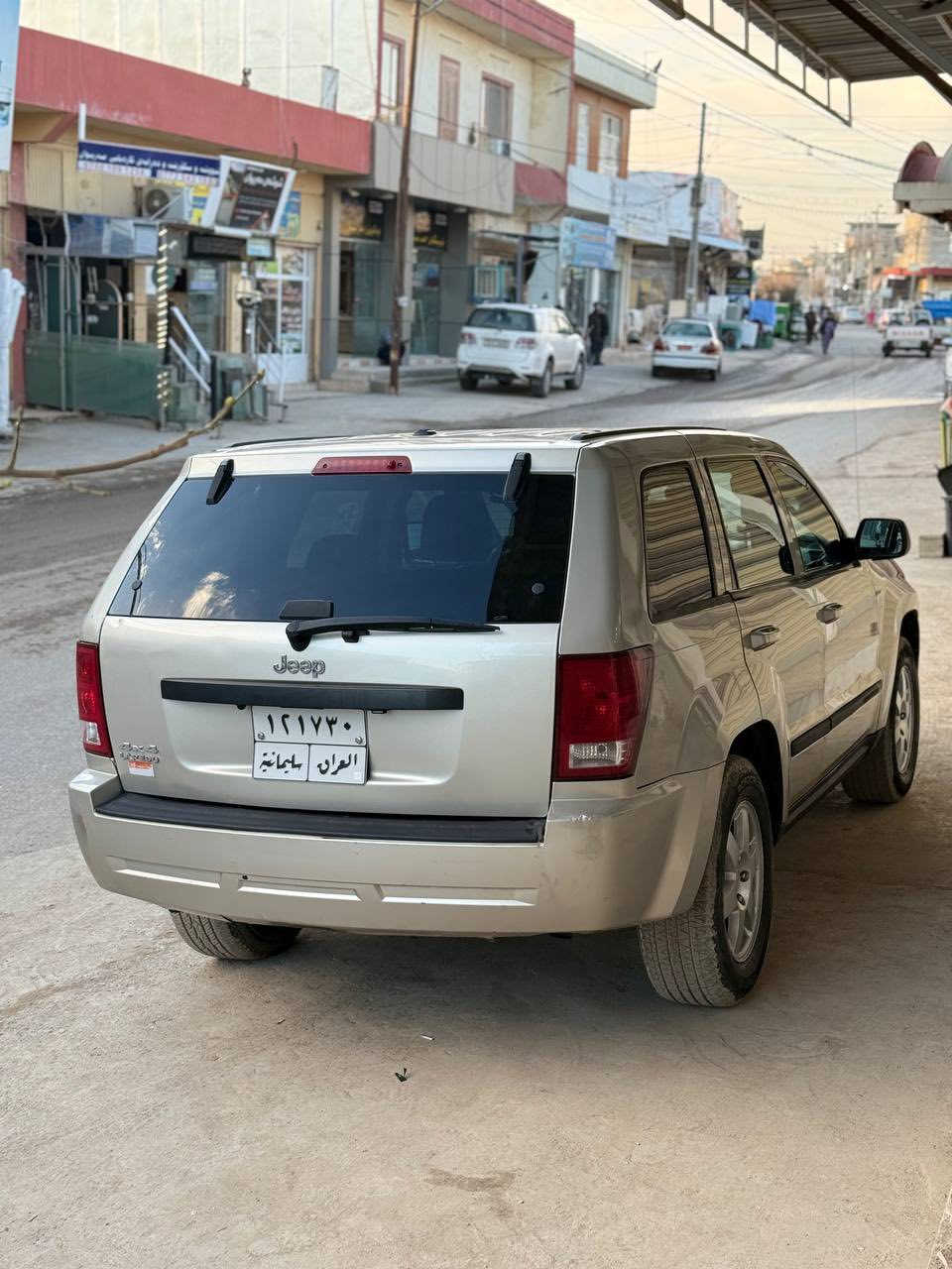 سڵاو جیب لاریدۆ بۆ فرۆشتن ٢٠٠٨ دەبڵ ئەکسل سیارەکە زۆر زۆر پاکە ماڵی دۆستە ١٨١ هەزار ڕۆشتوە گێڕو مەکینەی نەکراوەتەوە ٣ پارچەو پەڵیەکی پەمپە بێ ناو گرتن دەعامی بۆ دەعامی بەشەرت تەقەو ڕەقەش بەشەرت ماڵی دۆستە بۆ زانیاری زیاتر پەیوەندی بکە 
***********واتسەپ . فایبەر
 . واتسئەپ فایبەر ***********
شوێن سلیمانی
