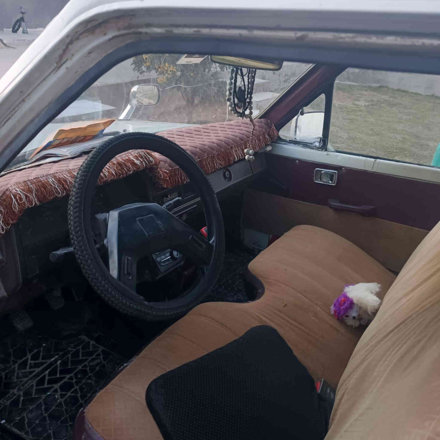 السلام عليكم للبيع بيكم 1985 مكفوله كير محرك اكسل سياره حلوه مال جني مصبوغه جماليه مابيهه ضربه رقم انكليزي باسمي مكاني بغداد تقاطع النهروان السعر 45 وبيهه مجال قليل رقمي ***********.      / ***********
