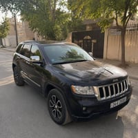 …  جيب لاريدو موديل 2011 وارد امريكي لون نيلي  كلين بدون قطرة صبغ ترهم...