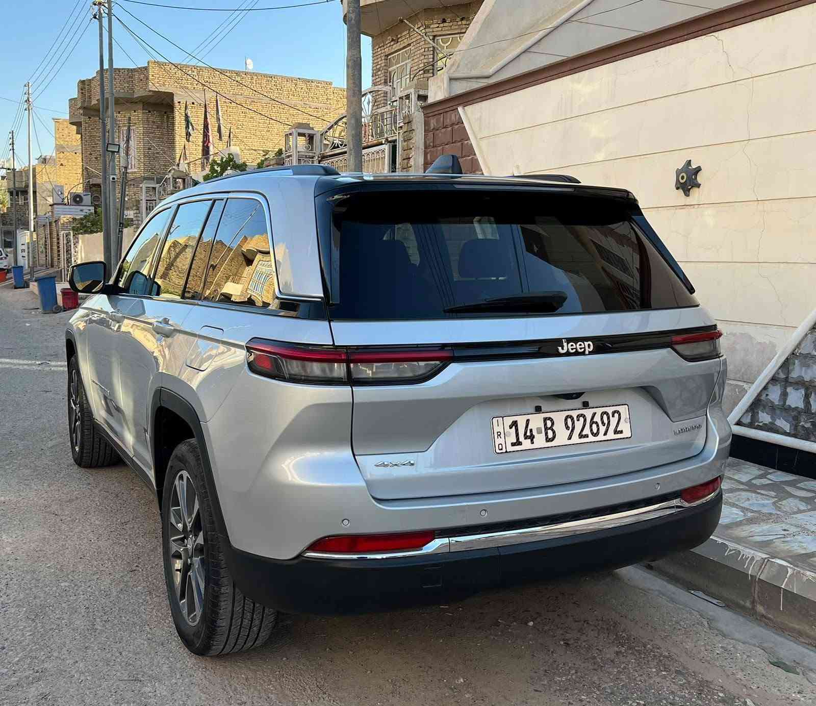 اللهم صلى ع محمد وال محمد
سلام عليكم للبيع

جيب كراند شيروكي لاريدو🚘

الموديل 2023 سياره جاهزه وجديده مابيه اي نقص 

رقم بصره بأسمي تحويل ثاني يوم

فول موصفات ماعد فتحة

5 راكب

سيارة وارد امريكي حادث بسيط والصور مرفقه بالمنشور

ماشية 80 الف km

العنوان/ ميسان

 للاستفسار الاصال بالرقم👇

*********** ☎️

السعر 278 $ ورقه بيه مجال بسيط
