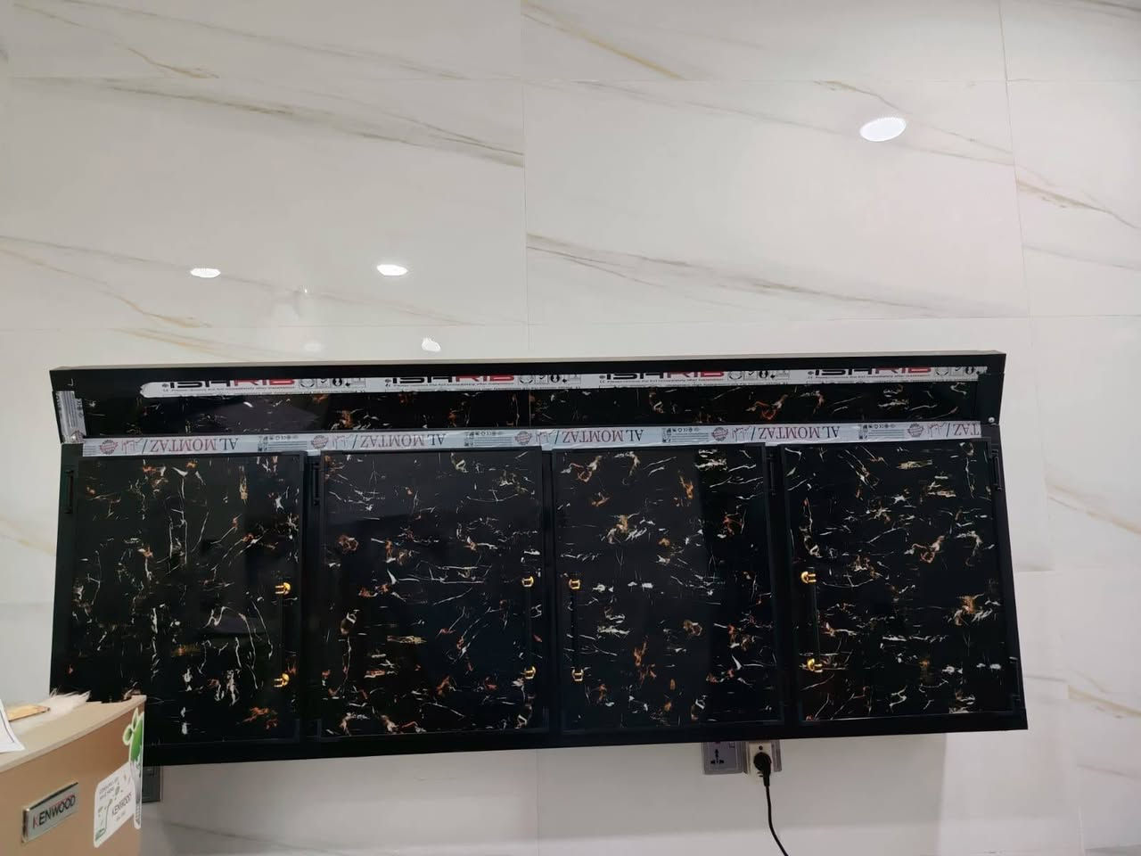 كاونتر الالمنيوم مرمر للبيع جديد رقم موبايل ***********
