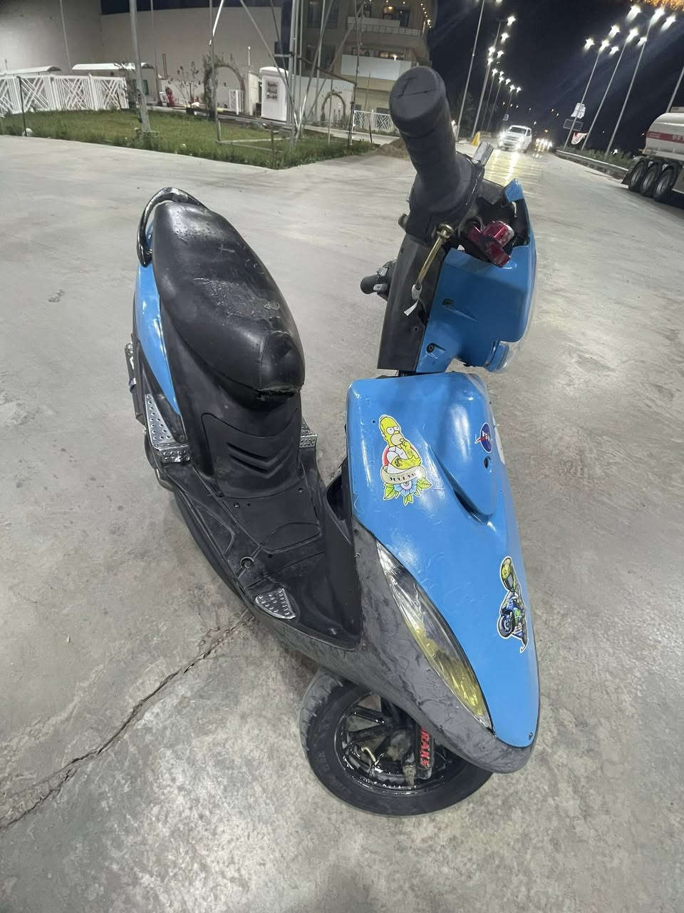 السلام عليكم دراجه ماكس عدله للبيع مجفت قبل أسبوع تجفيت مرتب مو شلون مجان نكره هندر يرادلهه تعديلات بسيطة عداد سرعه وسلف السعر 450 وبيها مجال كلش بسيط 
الرقم *********** موجود واتساب مكاني الاعضميه سبع ابكار
