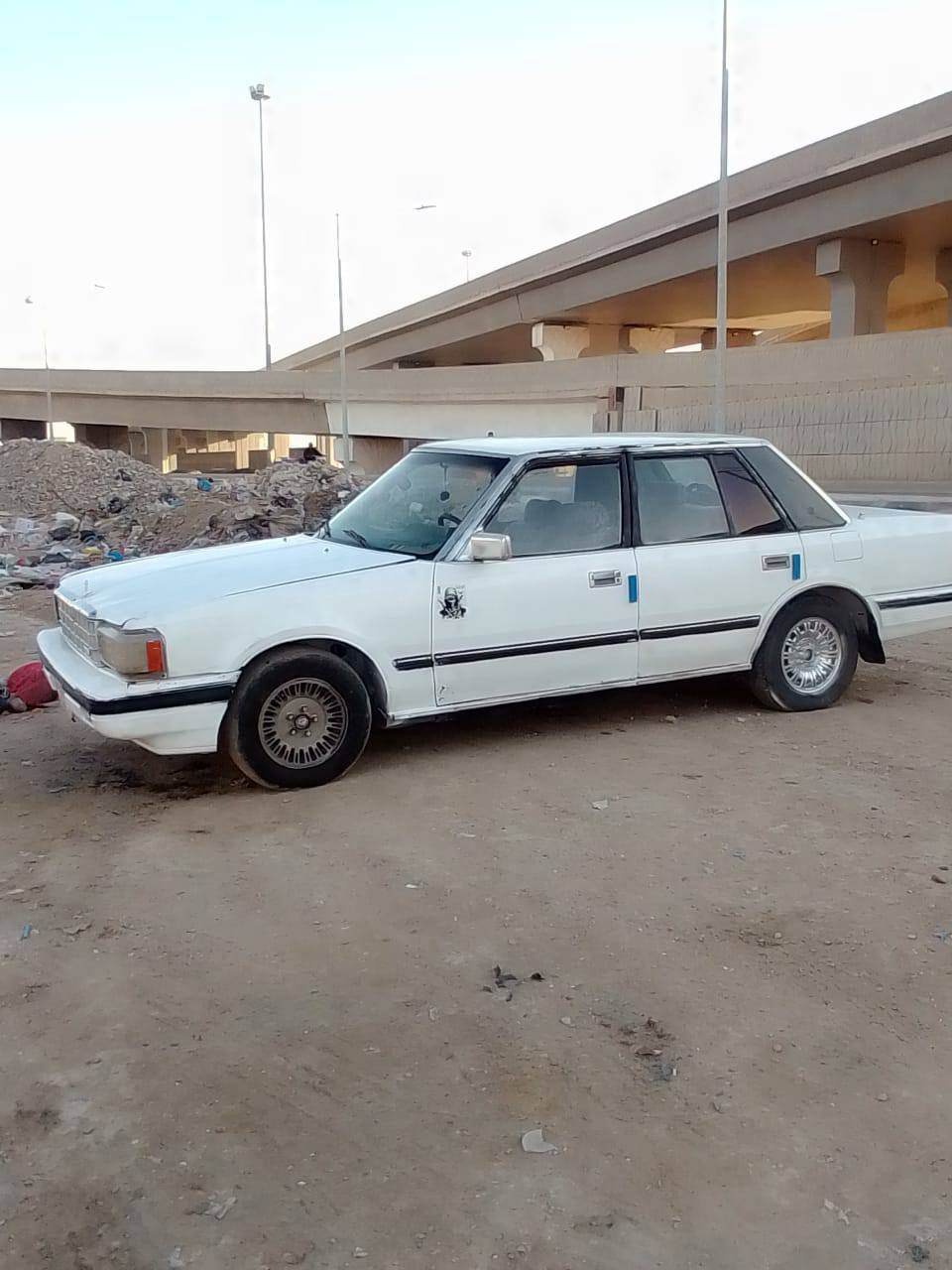 السلام عليكم سوبر 85 مكينه وكير ثنين ونص لا تنقيص ولا تبخير رقم انبار لماني تحويل سنويه لل25 تحويل مباشر سياره جاهزه ما نقصهه شي السعر 22 مكان سياره ناصريه الاستفسار ع رقم ***********
