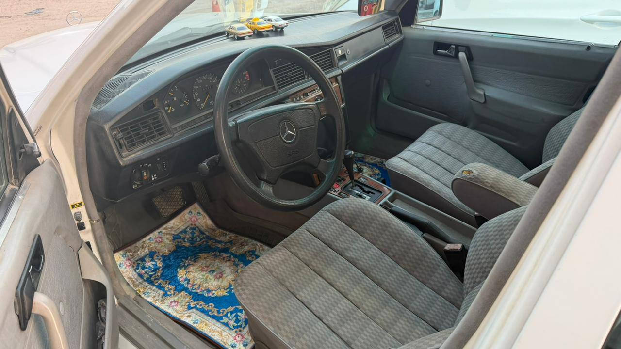 سلام عليكم مارسدس طيارين 190 سياره بلاديه موديل 1991كير مكينه بلادي سياره جاهزه للاخير فقط تبريد بس كمريسر مكانها بغداد البياع بسم ولد صاحبي تحويل وكاله ثاني يوم ***********
