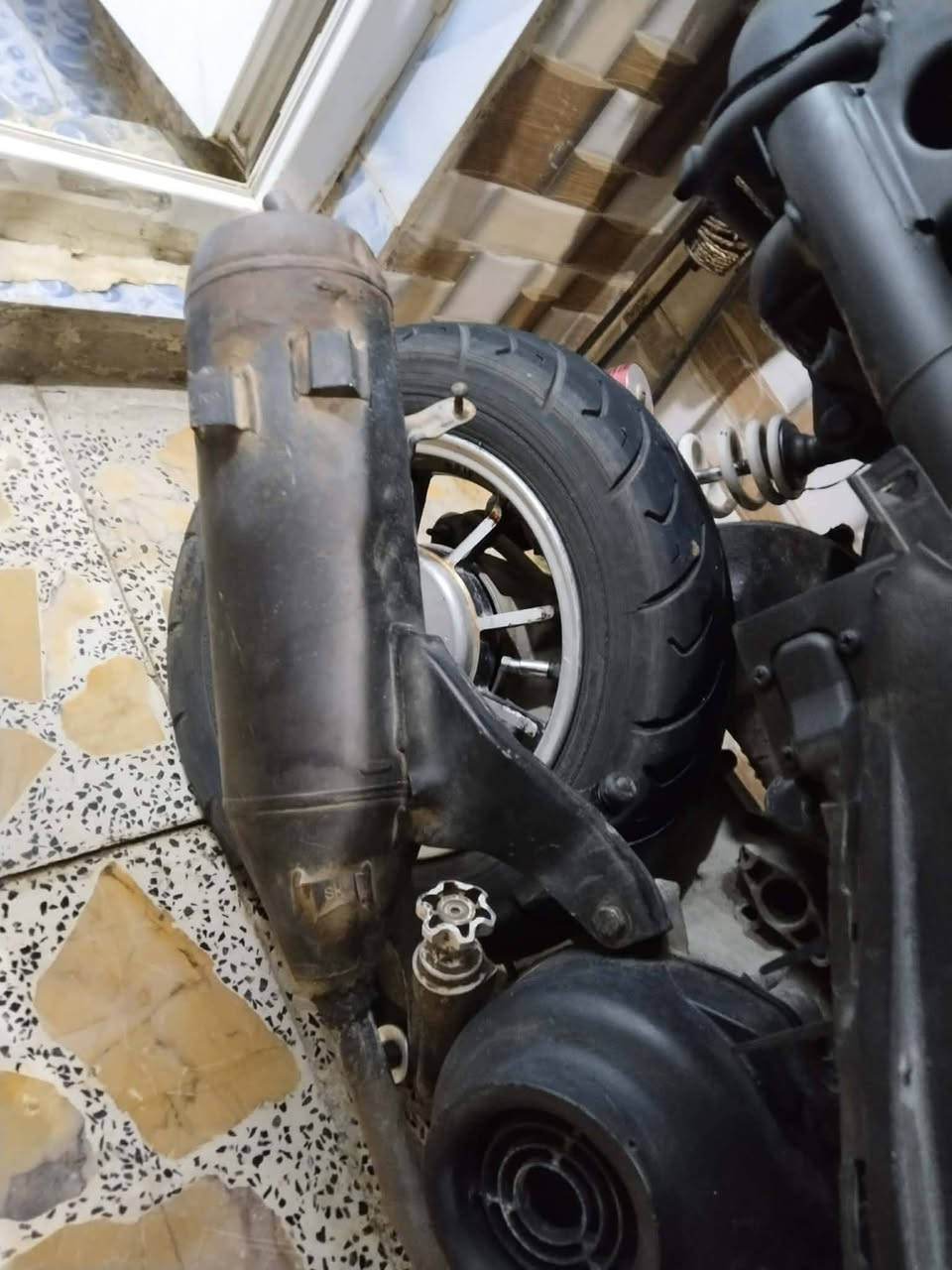 ماكس عدله للبيع نضيفه ما مفتوحه سعر 250 الف مكاني حله شارع 80 مال كربلاء رقمي ***********
