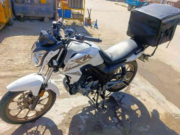 سلام عليكم شباب دراجه ار كي موديل ٢٠٢٤ مكينه ٢٠٠ دراجه حلوه ونضيفه مكينه برغي ما مفتوح بيهه مكاني بغداد الشعب رقم ***********
