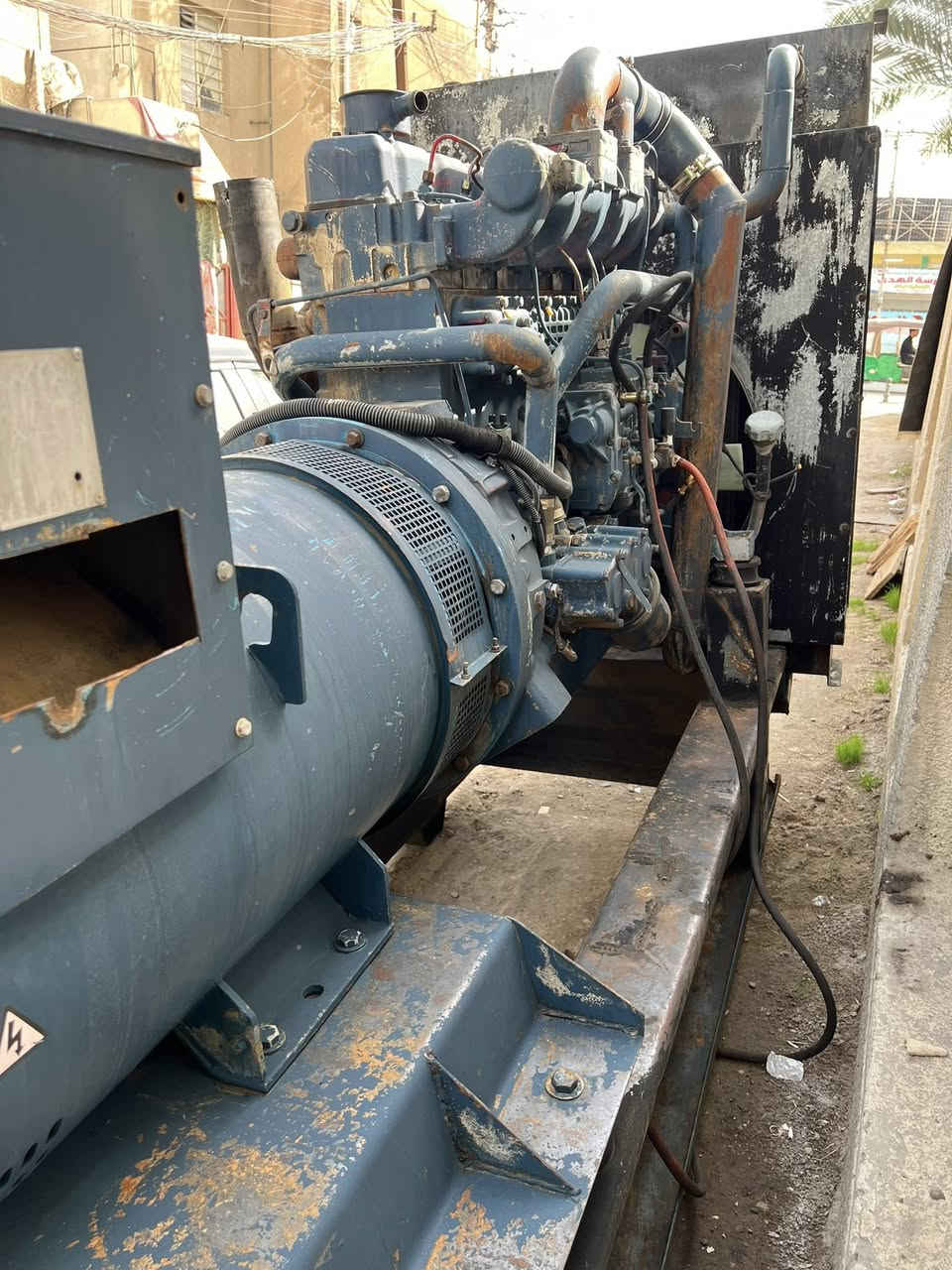 السلام عليكم مولود دايو 6 سلند كورين 220 كيفي راس توليد بلادي مكينه شغاله بس بيه تبخير ابيع على هاي الوضعيه اكرنك استندر راس توليد بلادي 38 ورقه ***********
