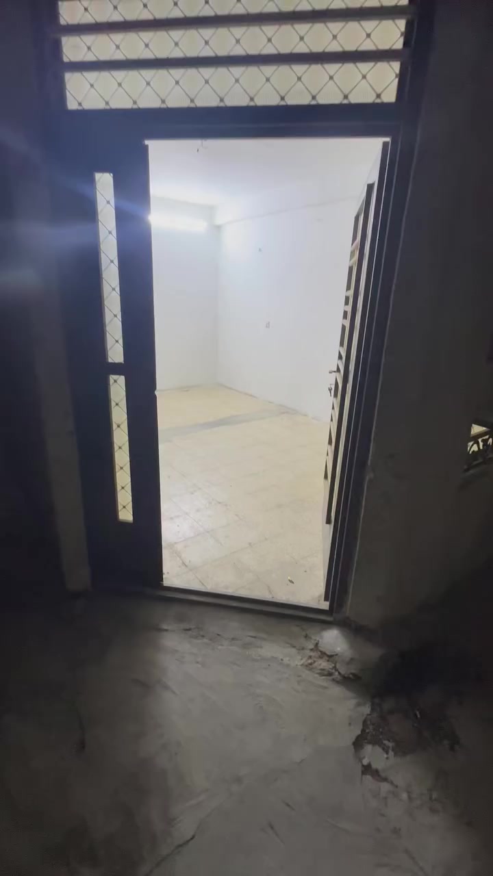 يالله مشتمل 🏠 للايجار المساحه :
١٠٠ متر الموقع/ حي جهاد الامانه
قرب علا الملعب المغلق)
محتويات المشتمل/( مدخلين /صاله /مطبخ حمام /غرفه )
طابق ثاني صطح
ملاحضه مقابيل بيت تشجير الك
ال ستفسار عل هاتف ***********
