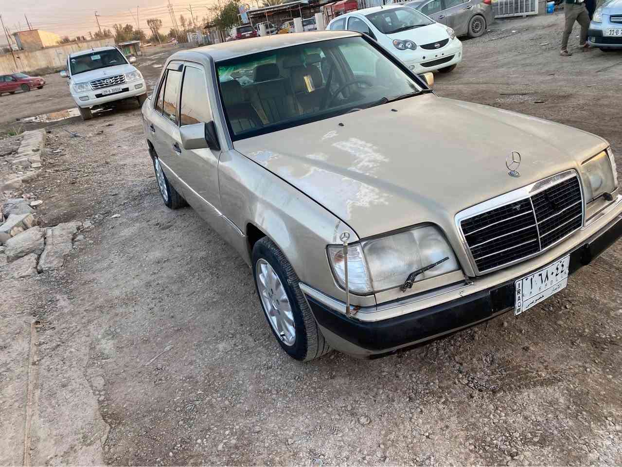 للبيع او مراوس ***********
مارسدس دب ٣٠٠ اصل١٩٩١ محرك بلاد ٣٠٠
محرك كير كفاله قًواعد دبل سليمه  مابيه نقص 
جاهزه سنويه ل٢٩ وهزه بسمي تحويل مباشر 
مكاني ديالى بعقوبه سعر ٤٥ وبيه مجال بسيط بعقوبة, ديالى
