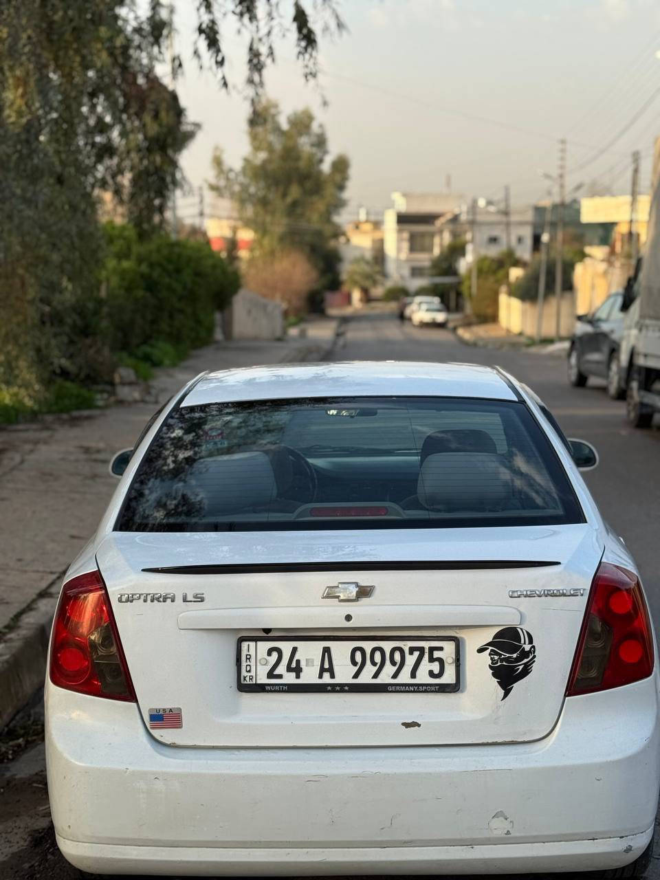 اوبترا 2012
كير محرك شرط 
صبغ ٣قطع 
سقف بي شوي تشليع 
شرط التحويل 
كابون بيها 
تبريد شغال 
62 سعرها 
***********
